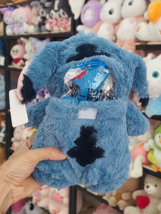 عروسک دارای کیسه آبگرم برای پریود