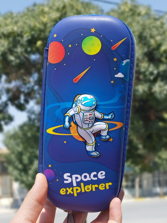 جامدادی نیم تبلتی فضانورد