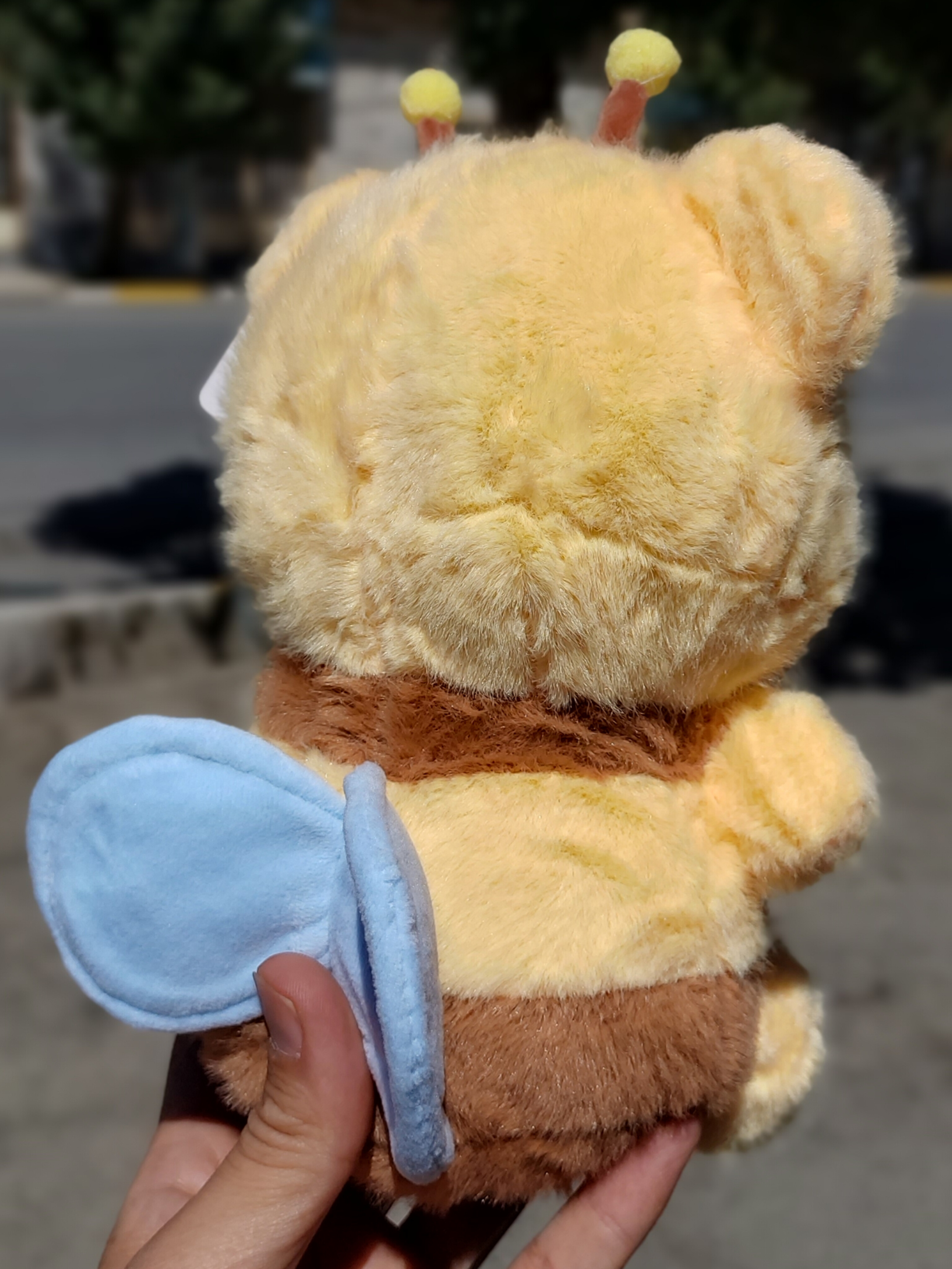 عروسک زنبور بالدارخرسی