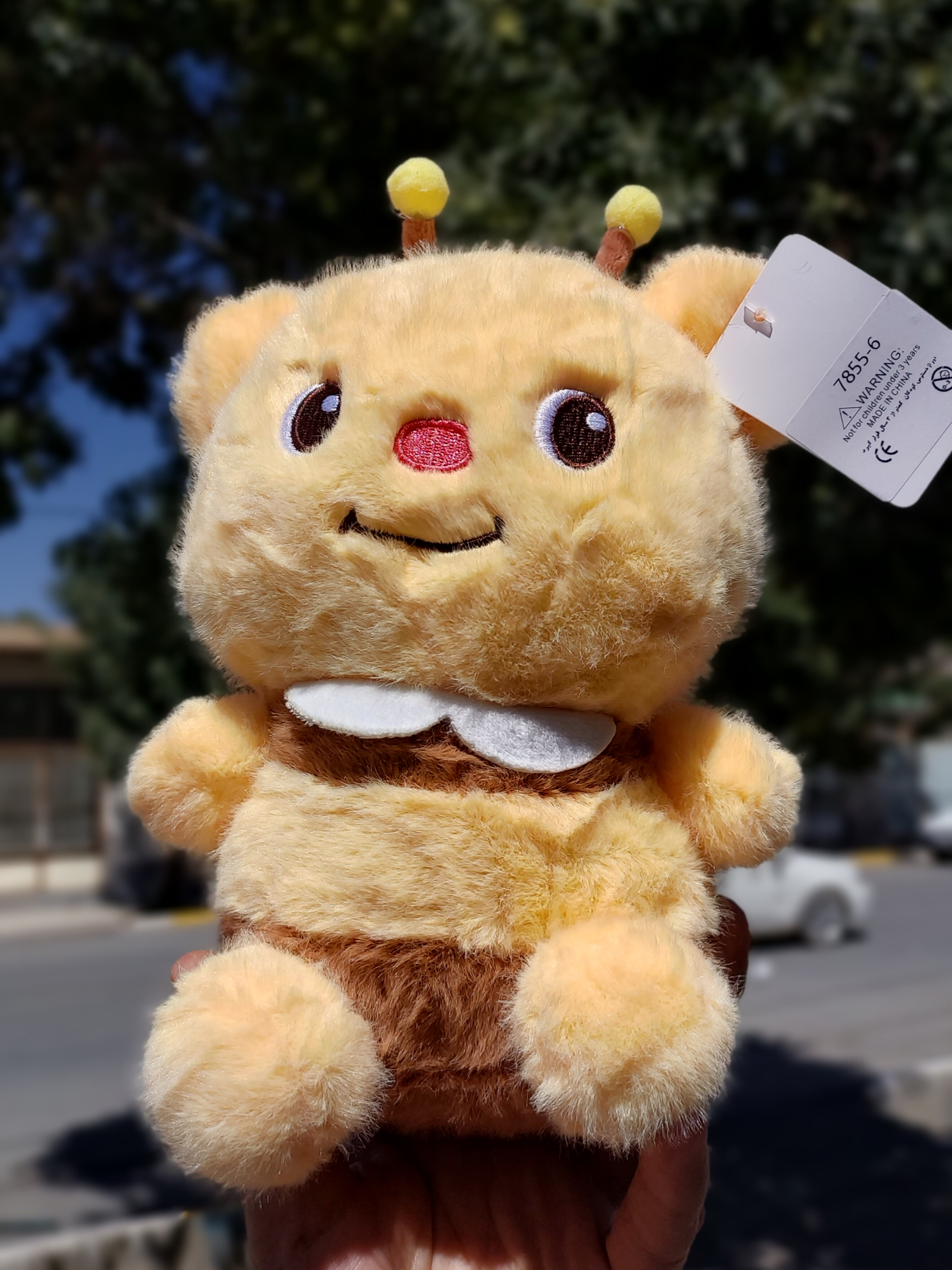 عروسک زنبور بالدارخرسی