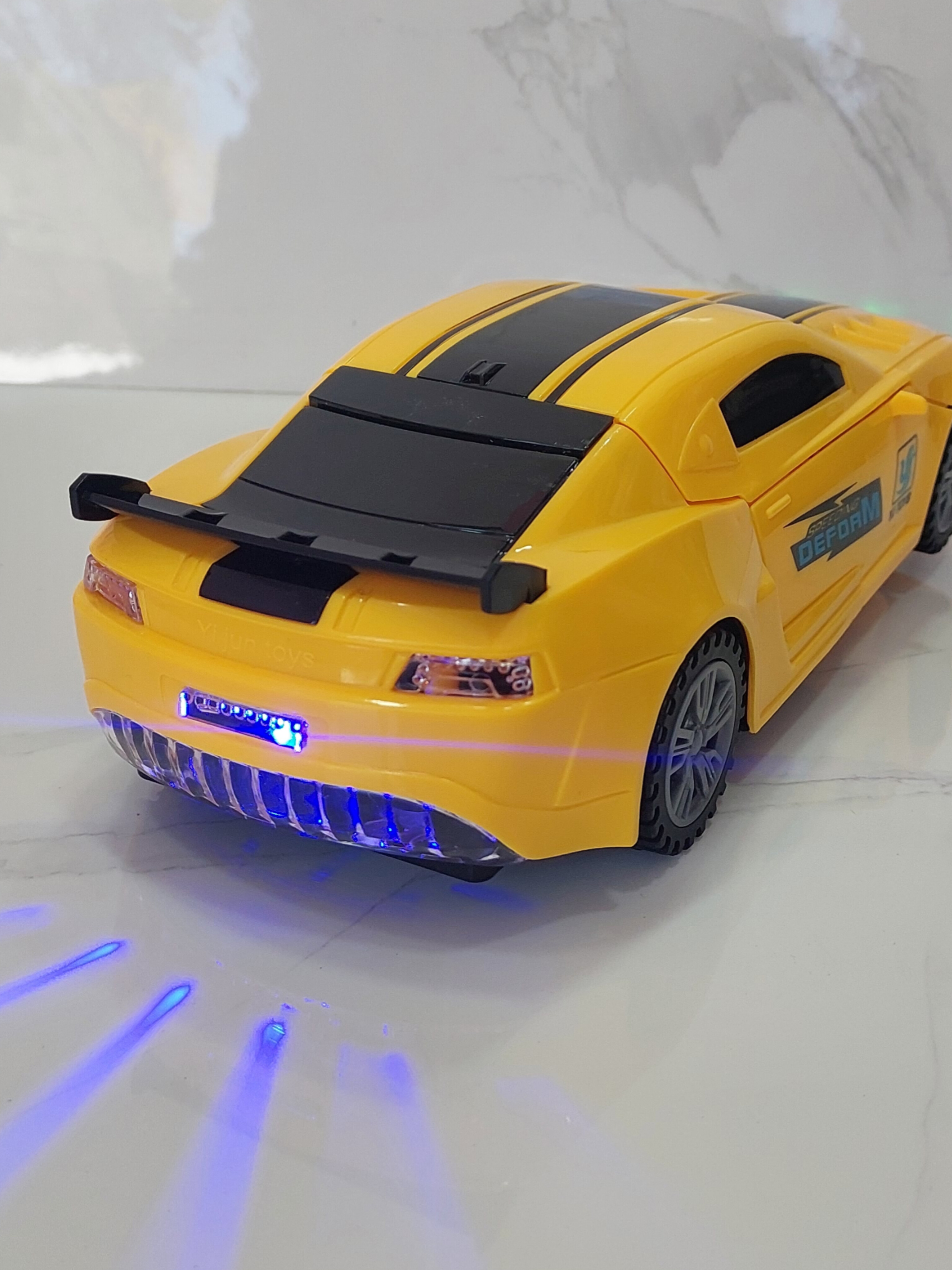 ماشین موزیکالل