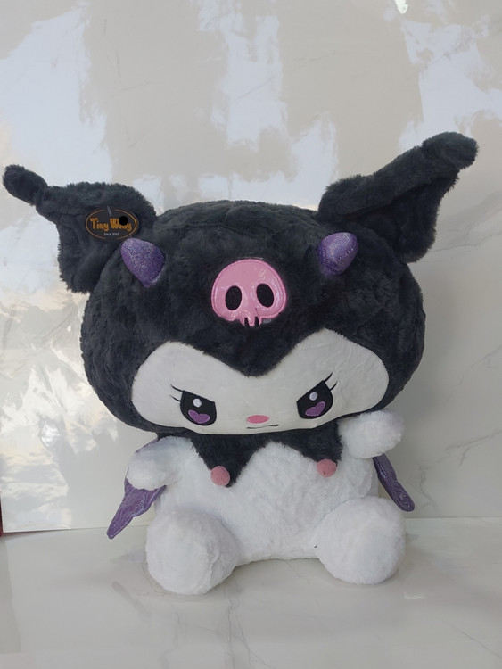 عروسک کرومی بالدار